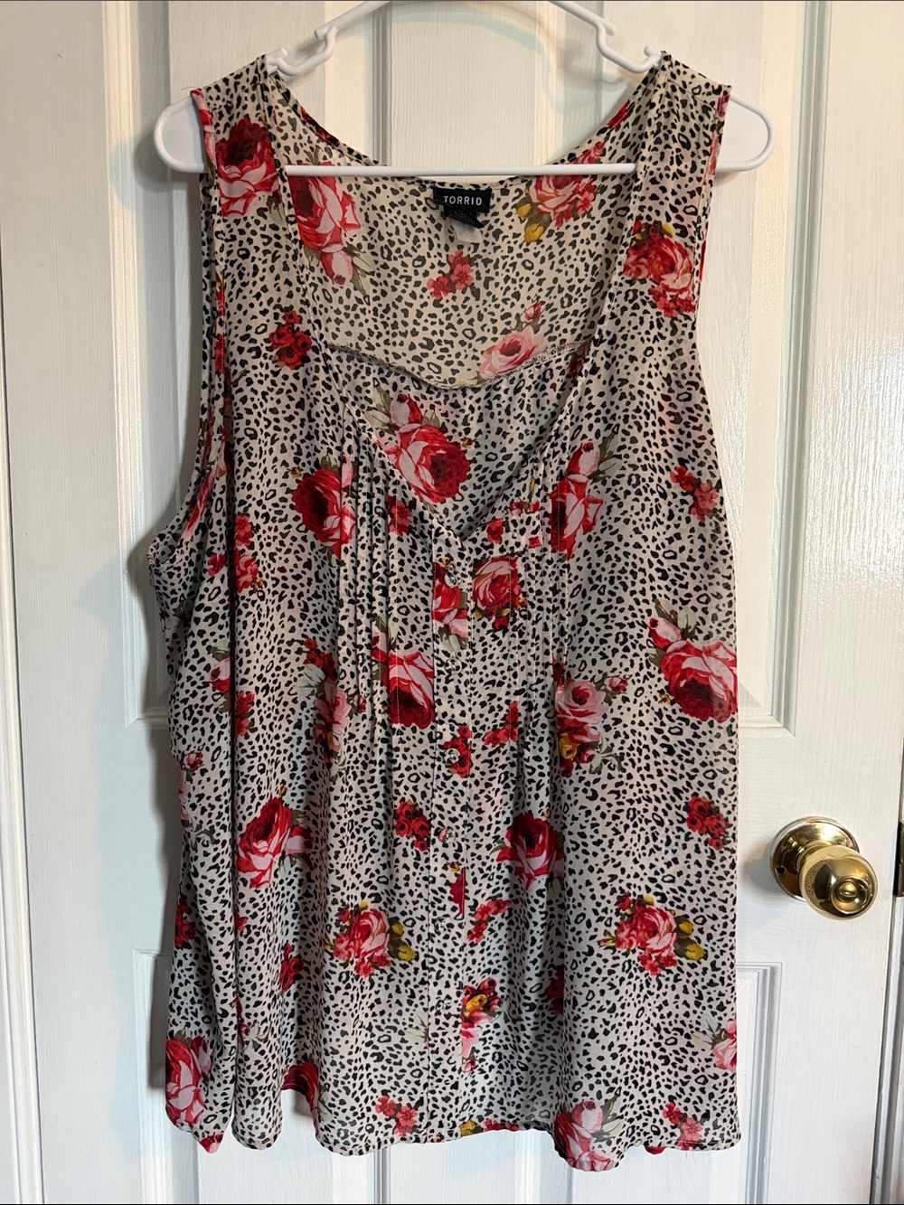 Torrid Cream Floral & Leopard Print Sleeveless Tank with Envelope Back